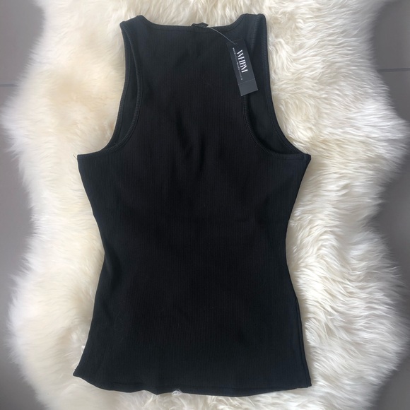WHBM Ribbed Tank - Picture 2 of 4